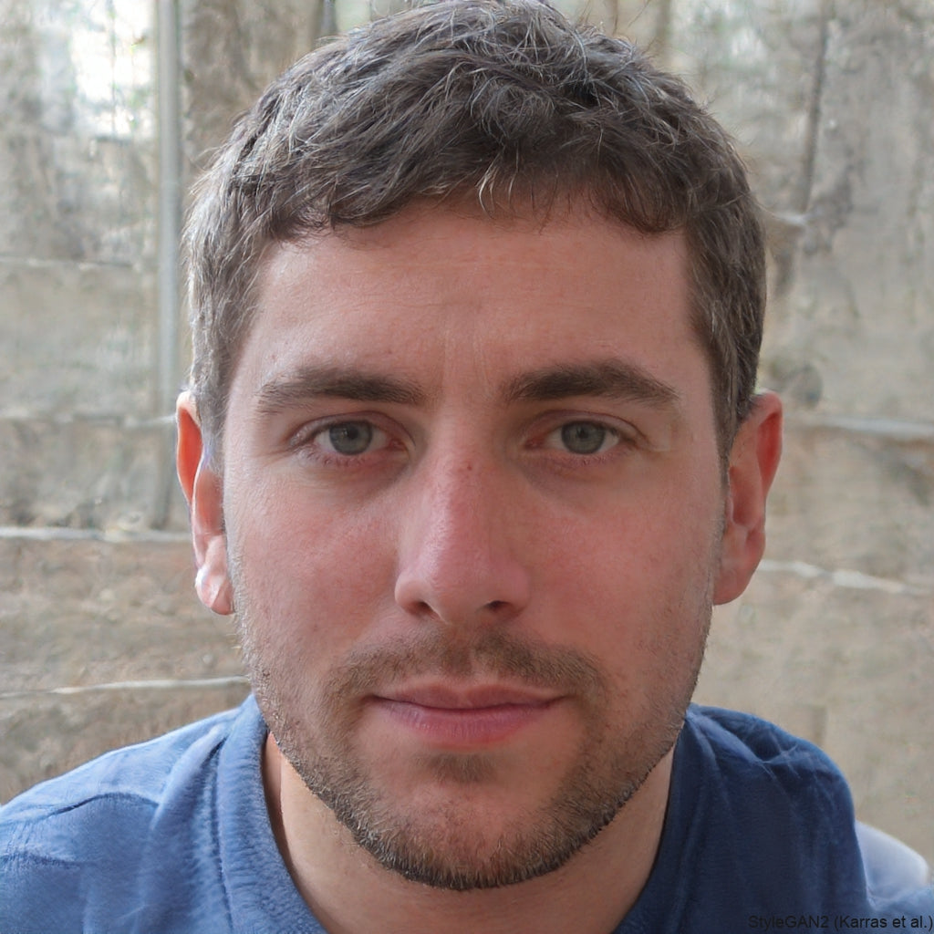 <em>Carlos M.</em>